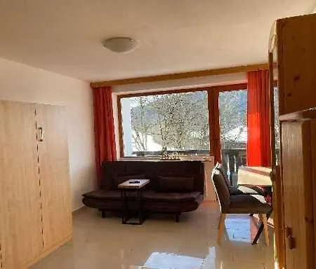 Oberallgaeu Mit Schwimmbad Apartamento *